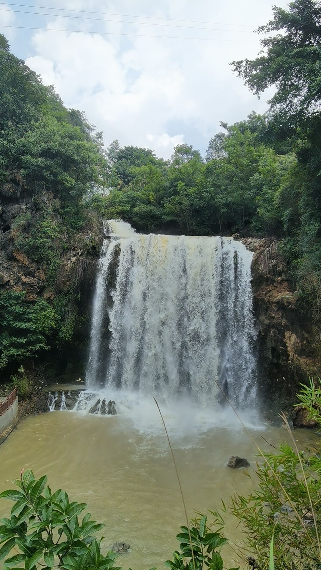 响水岩瀑布旅行图片 1