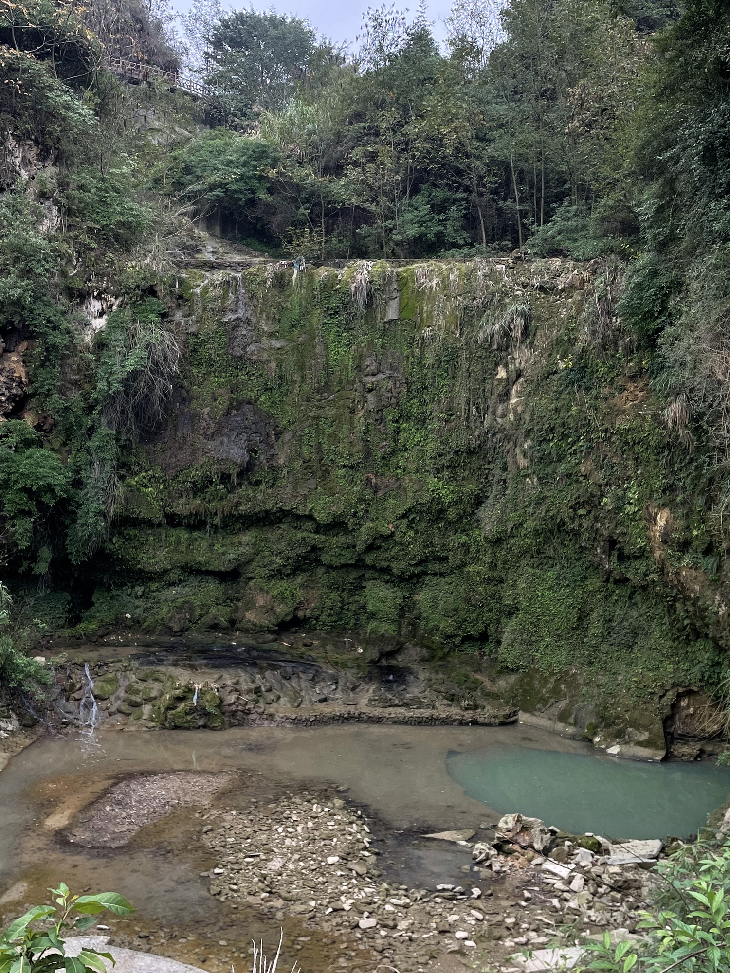 响水岩瀑布旅行图片 3