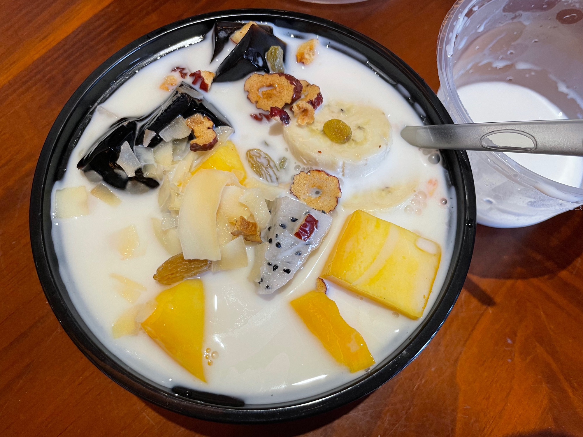 椰仔铺甜品清补凉(亚龙湾店)