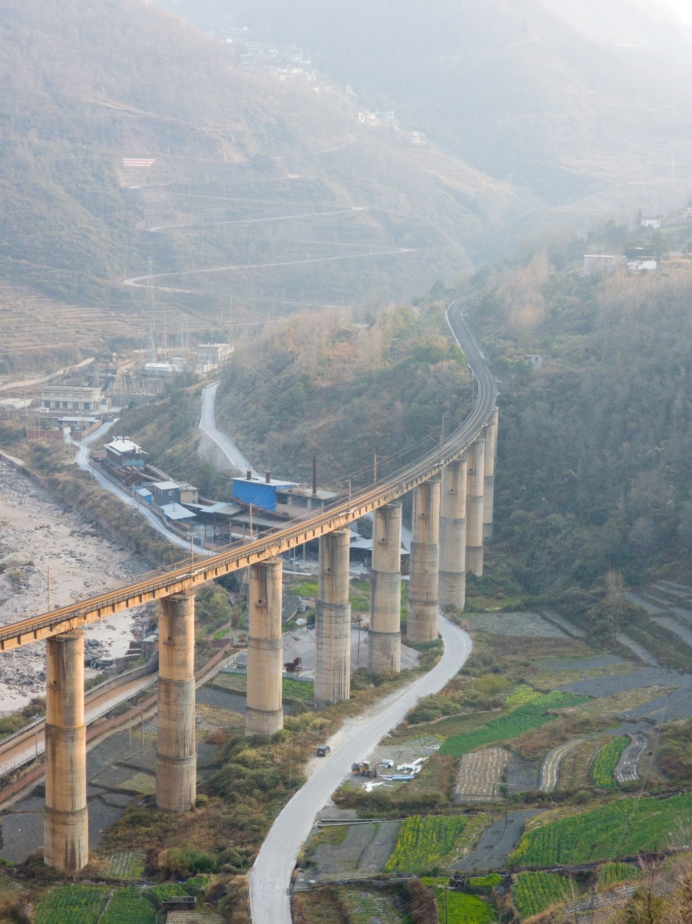 铁马大桥观景台旅行图片 1