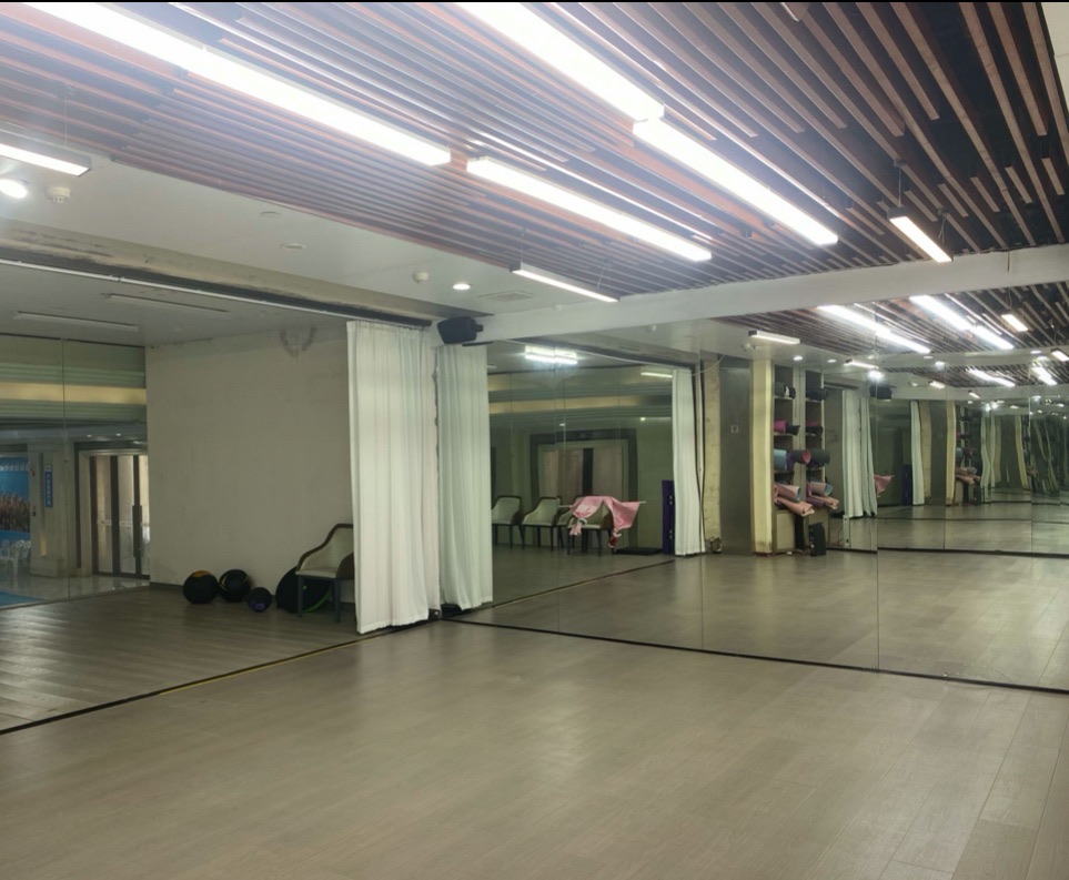 斯伯特游泳健身会所