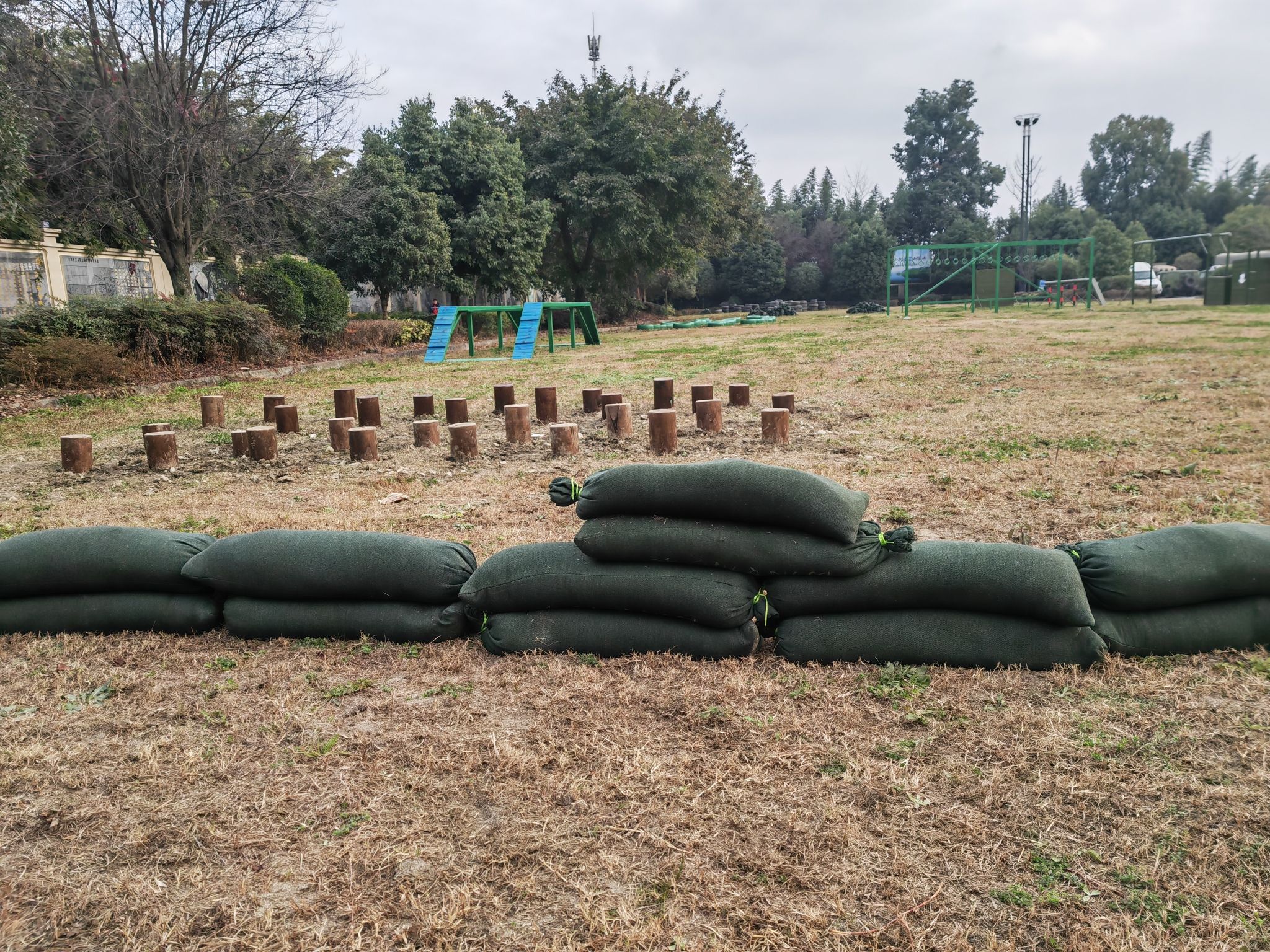 场地封面-盛世领袖军事夏令营基地