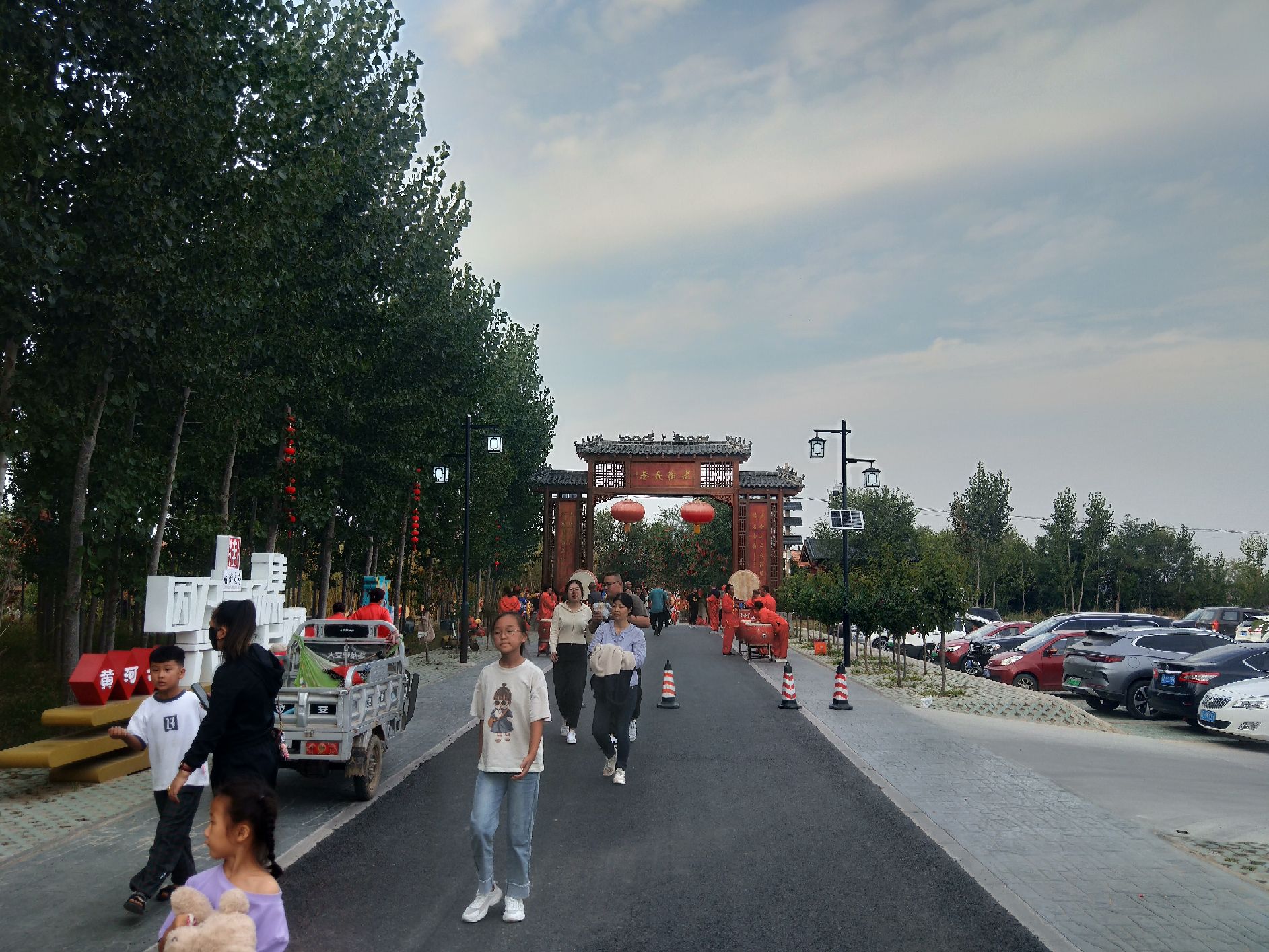 老街长巷非遗文化街旅行图片 3