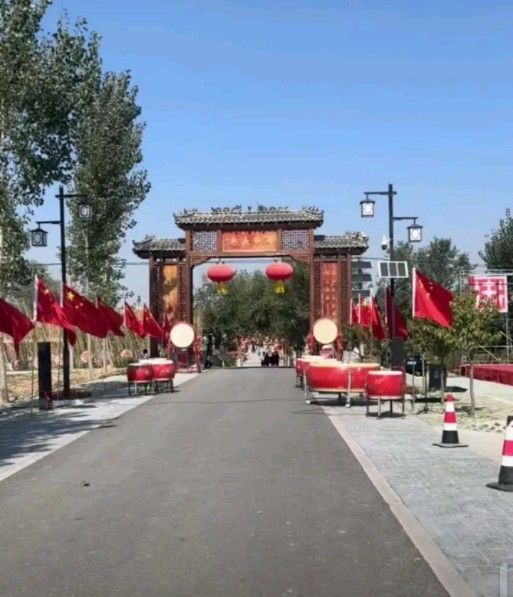 老街长巷非遗文化街旅行图片 3