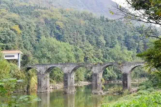 寒峰桥旅行图片 1