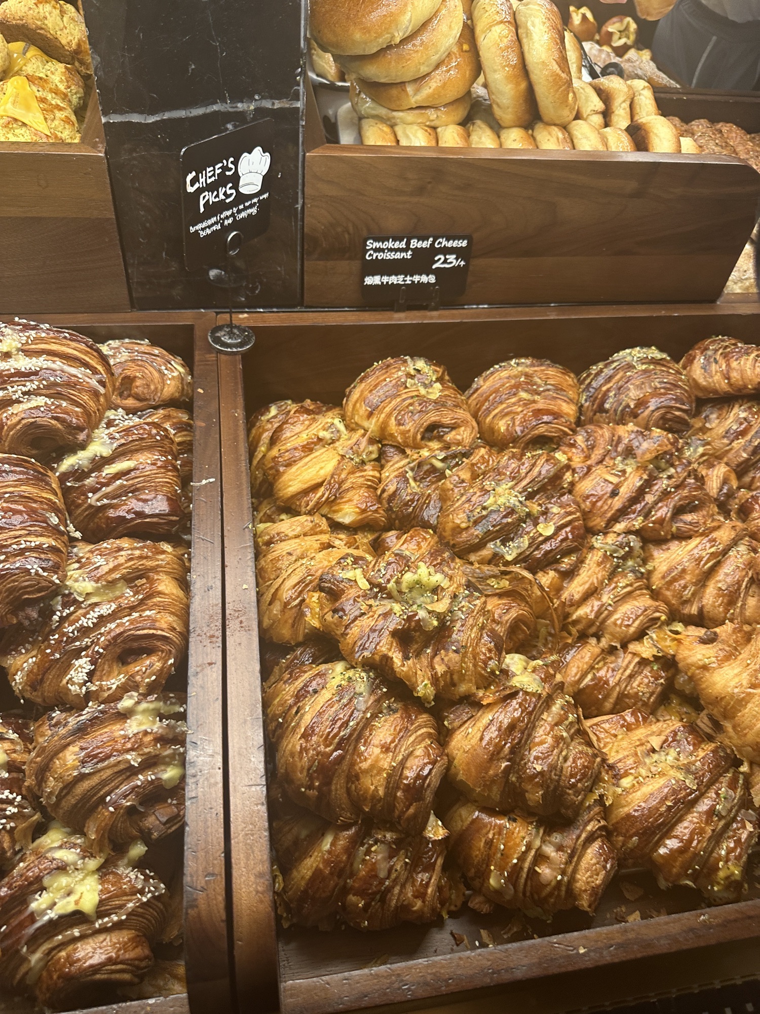 BUTTERFUL&CREAMOROUS 黄油与面包(天津大悦城店)