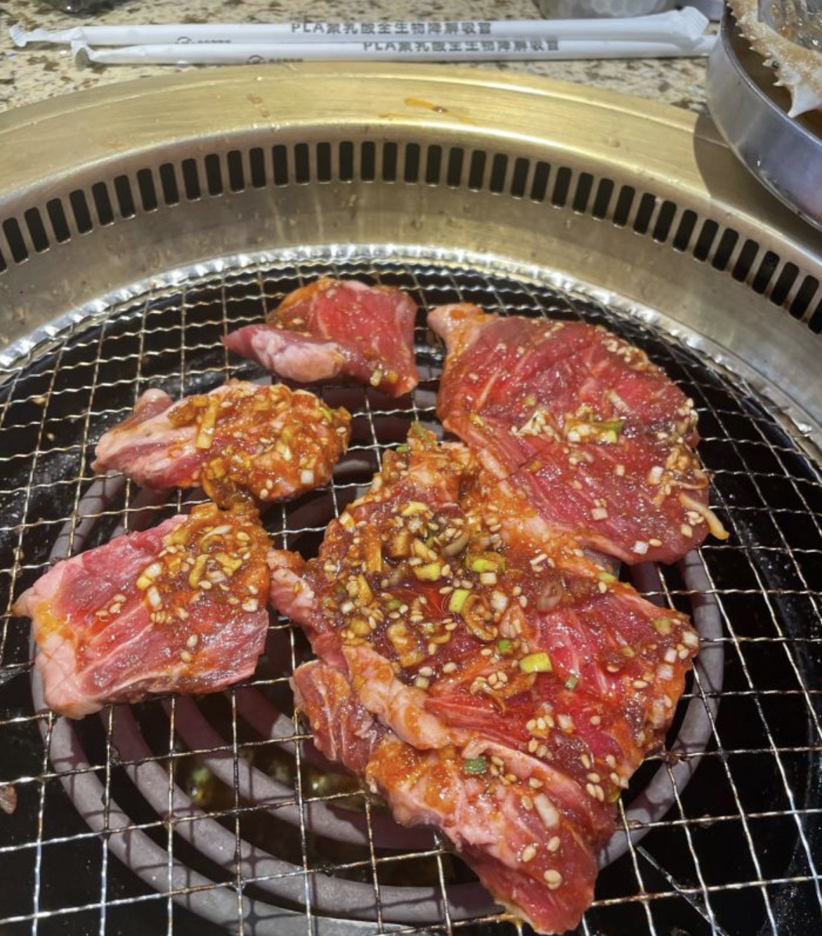 明洞阿姨韩式酱蟹烤肉大排档(亦庄龙湖店)