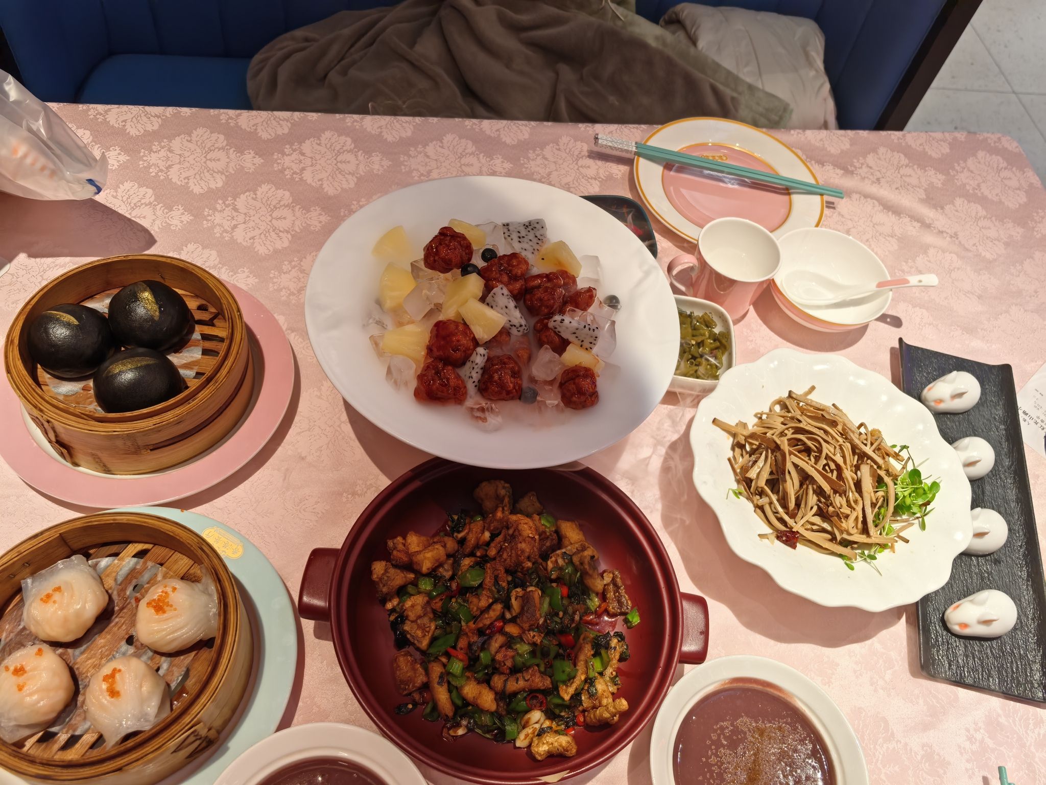 小梅鸽香港餐厅(绿城广场店)