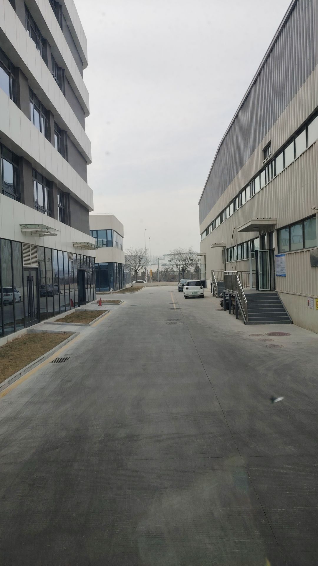 陈先生电商产业基地实景图（2）