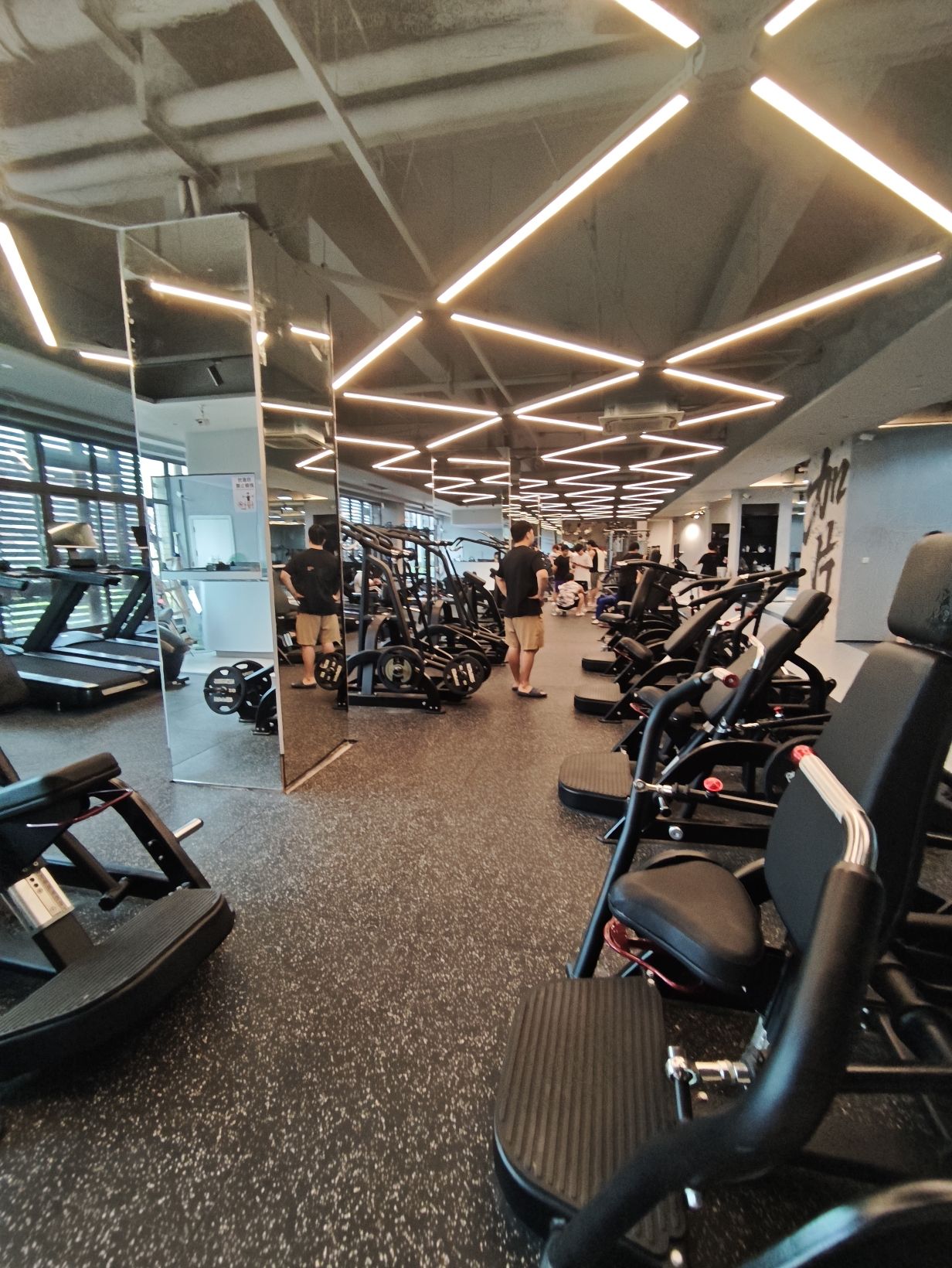 场地封面-加片健身