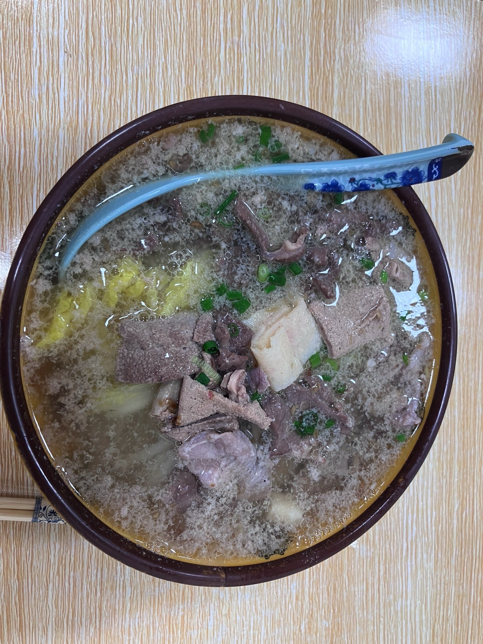 鲜芝味潮味猪杂汤粉世家(中山南路店)