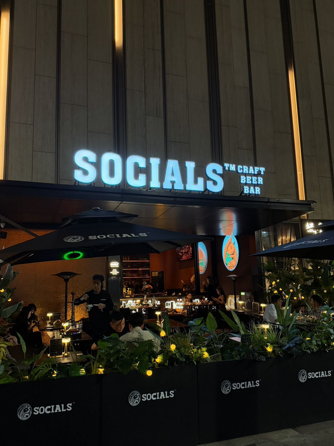 场地封面-SOCIALS·Craft Beer Whiskey Bar