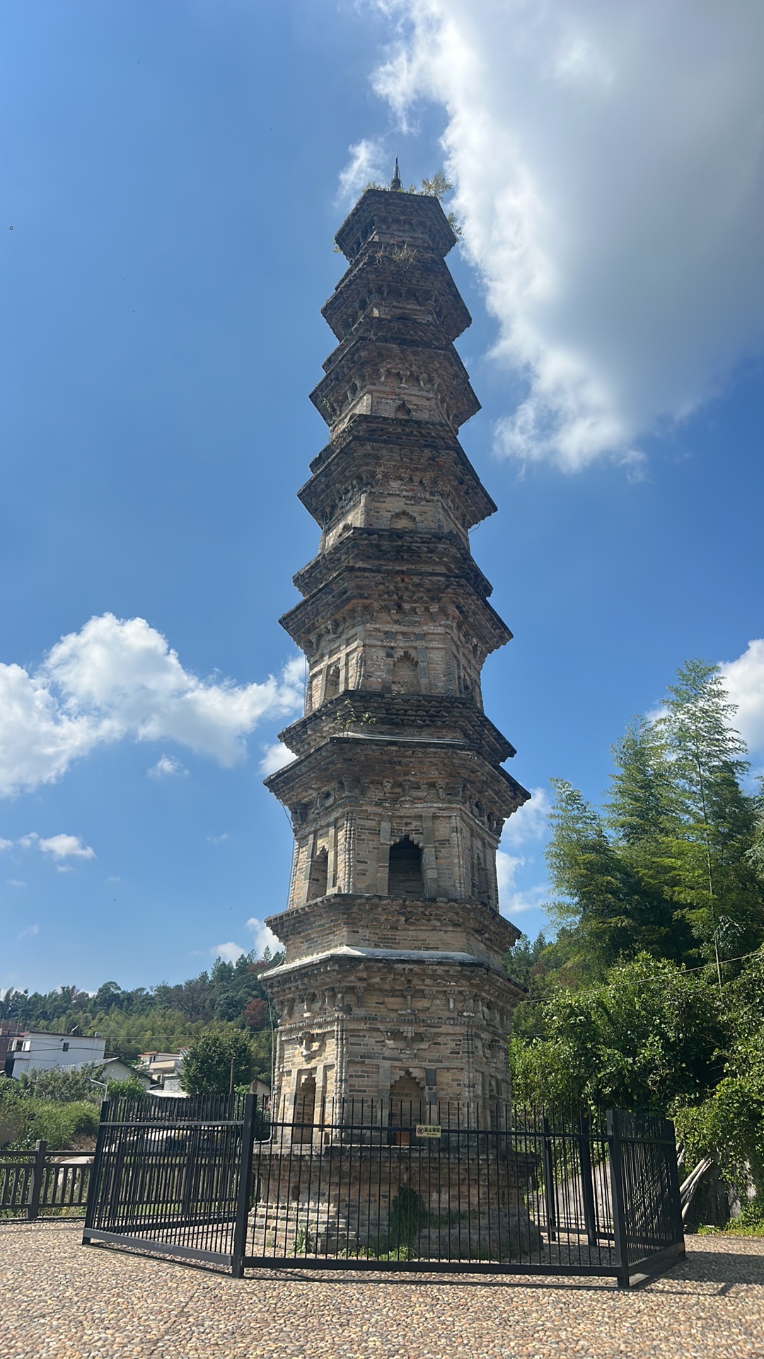 华林寺塔实景照片