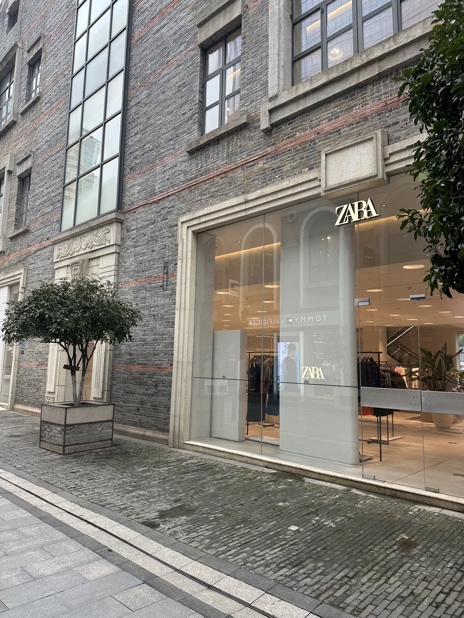 ZARA(汉街步行街店)