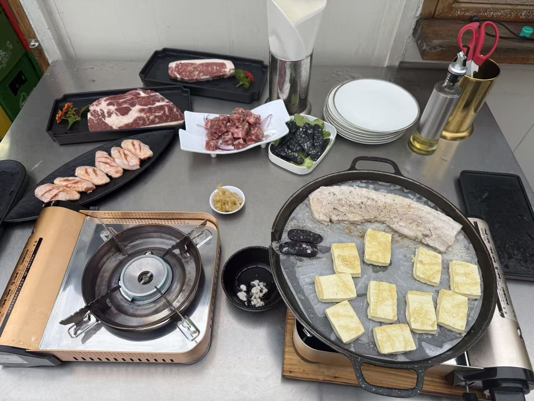 场地封面-滨江一品天台露营风餐酒吧