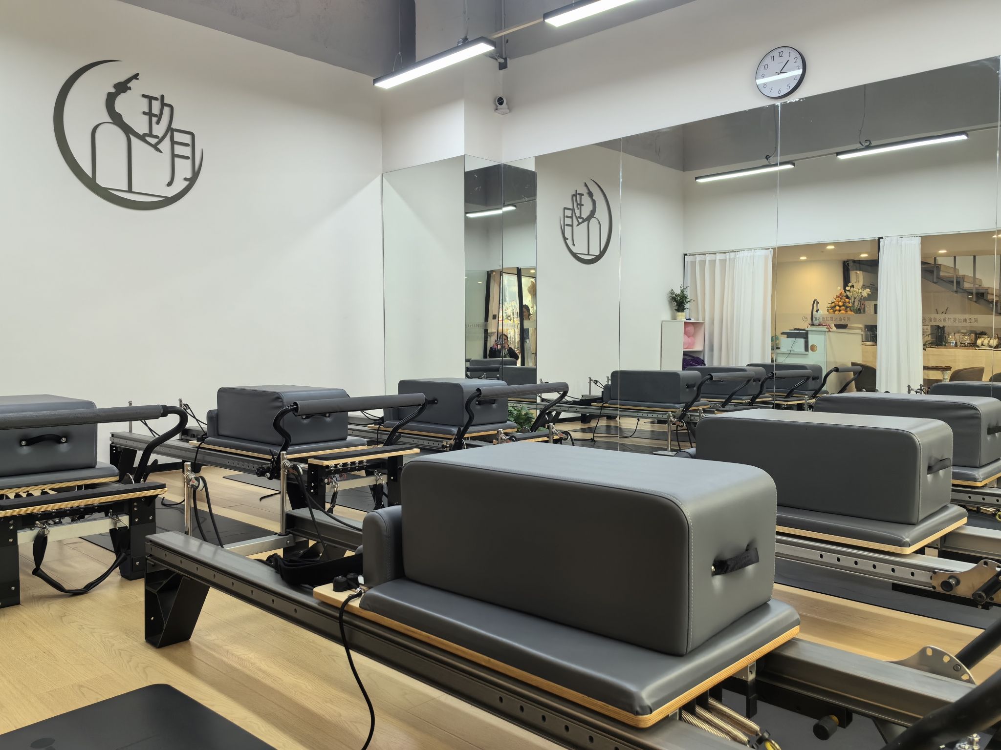 场地封面-玖月瑜伽普拉提