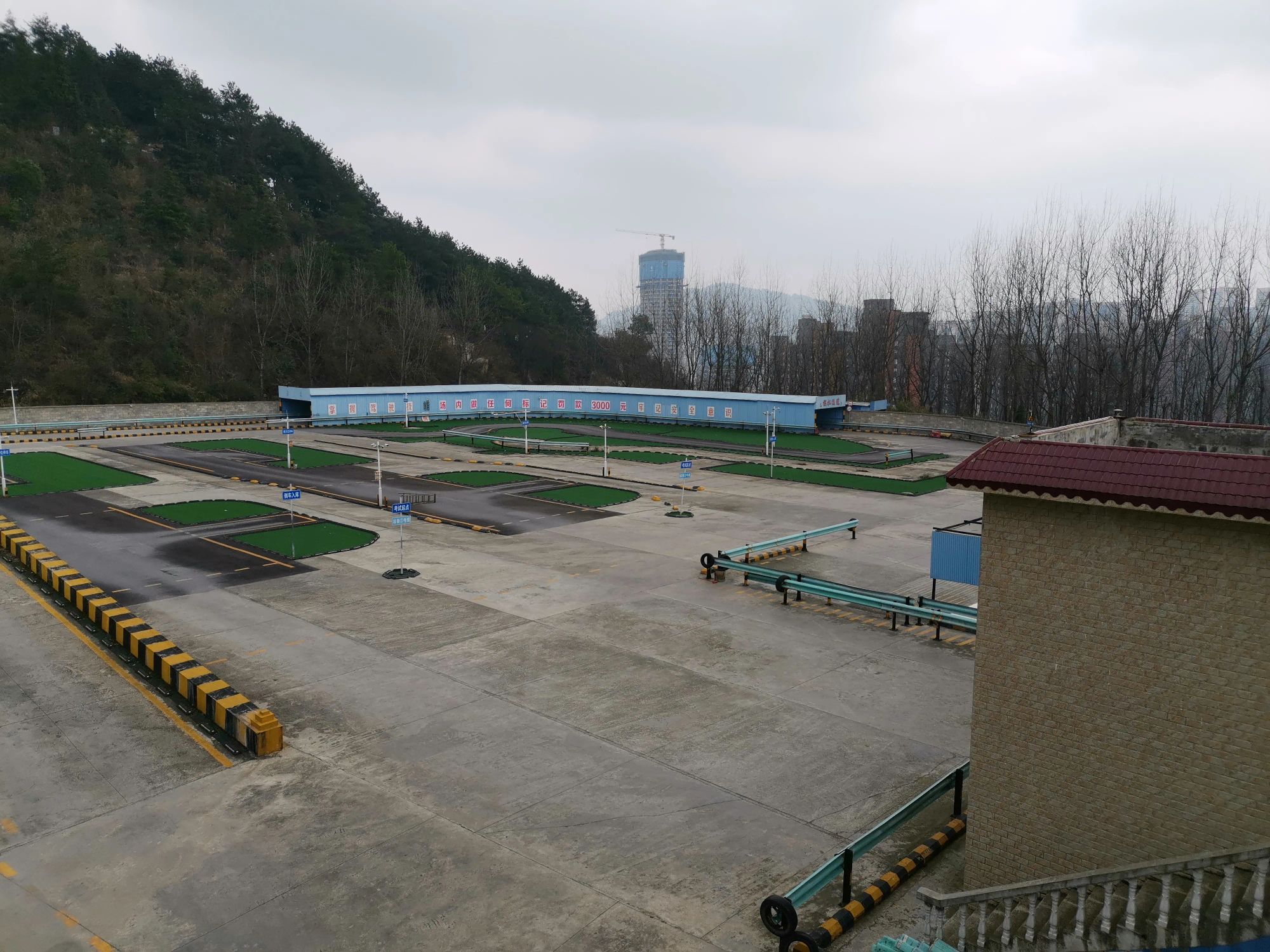 黔南南锦驾驶人考试中心运营有限公司