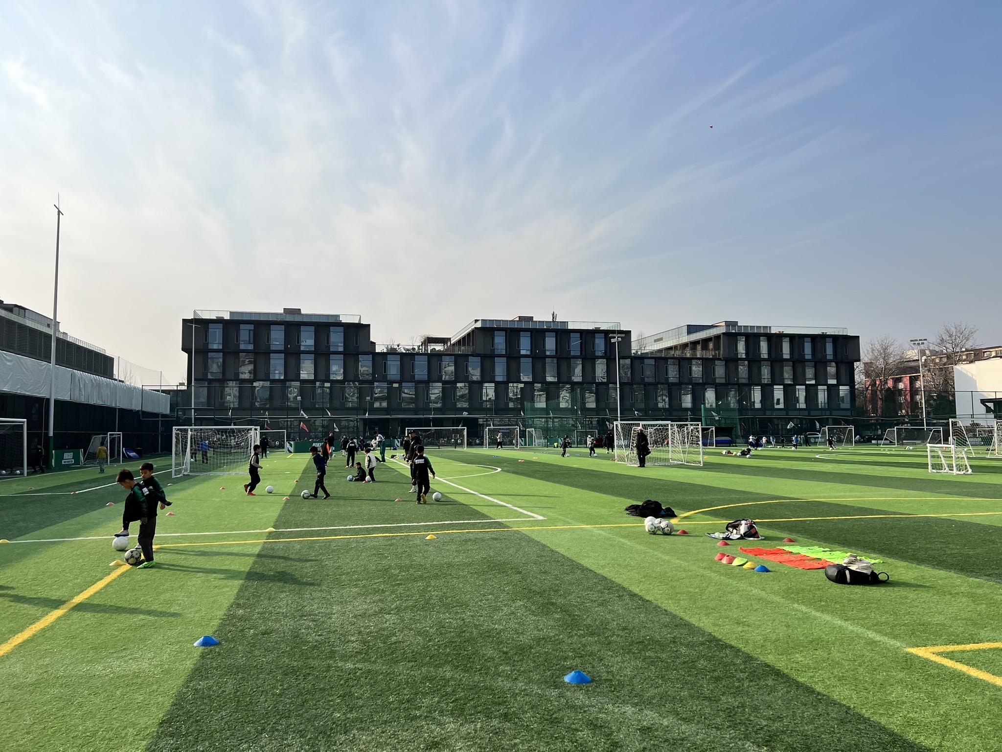 场地封面-快步云雍和宫航星园足球场