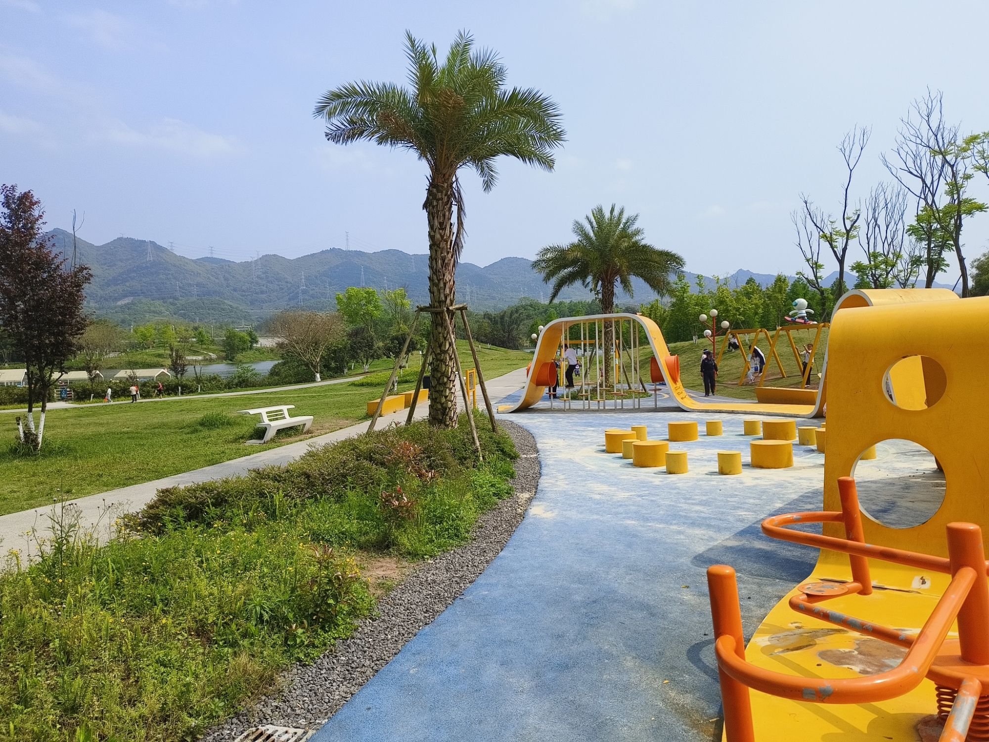 场地封面-儿童游乐园