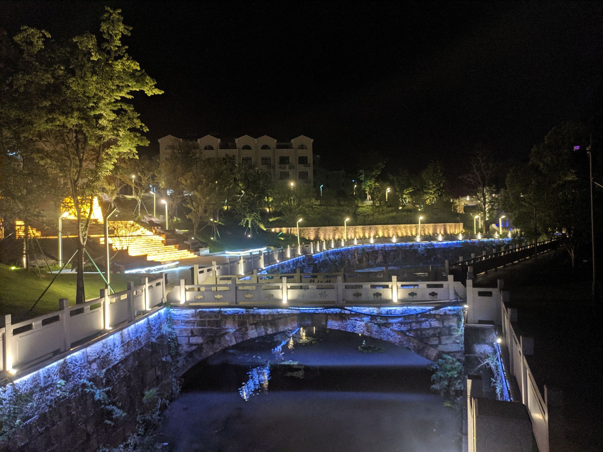 中卢村党建公园