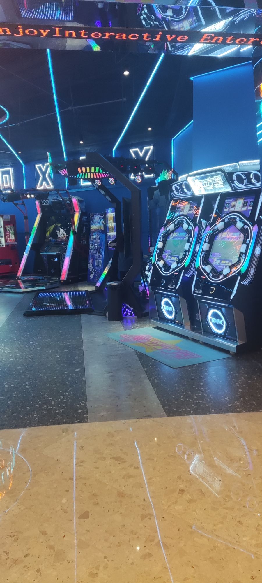 慢车道(苏州高铁吾悦广场店)