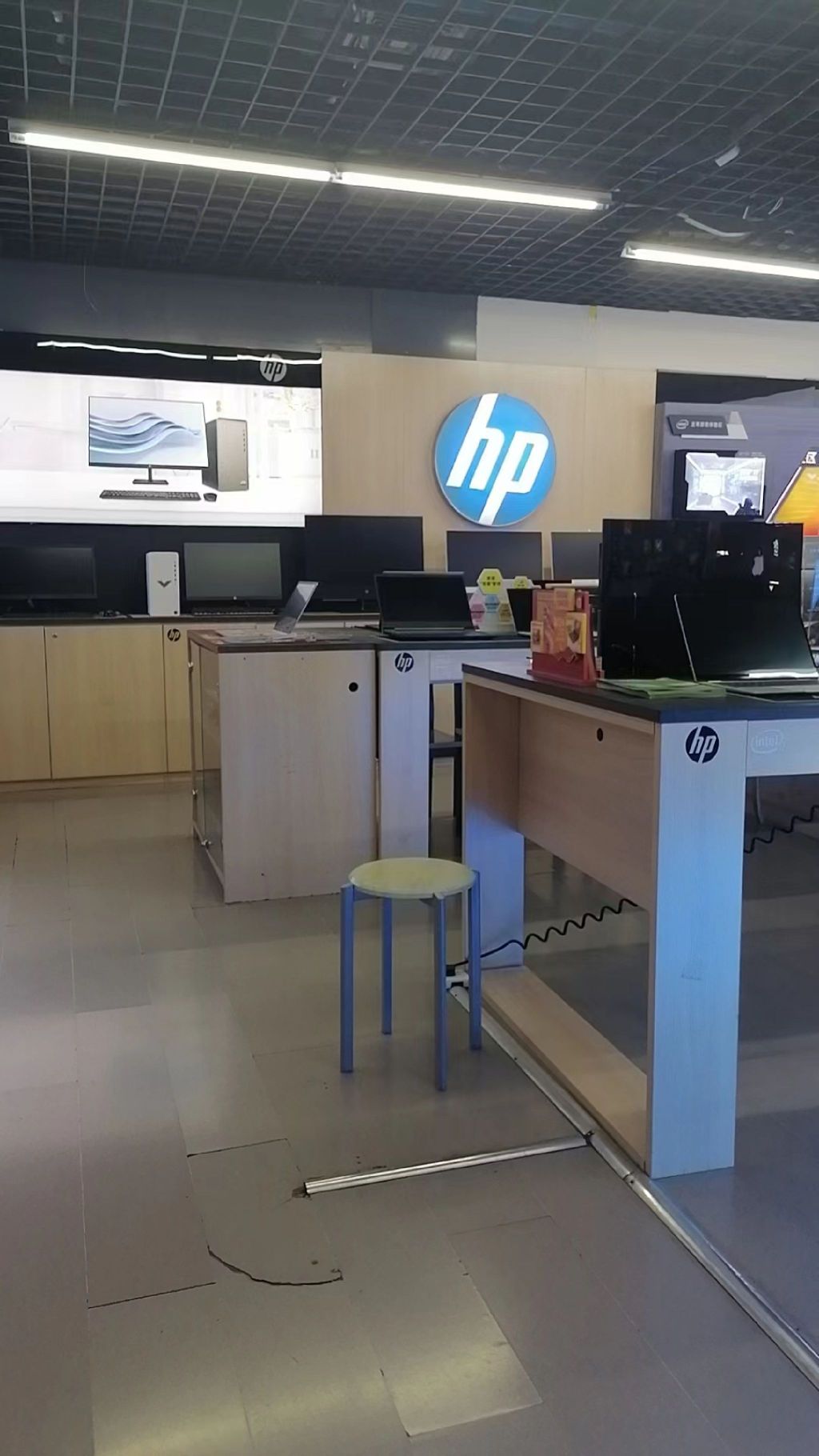 惠普授权体验店-烟台开发区高鸿数码A1-12店