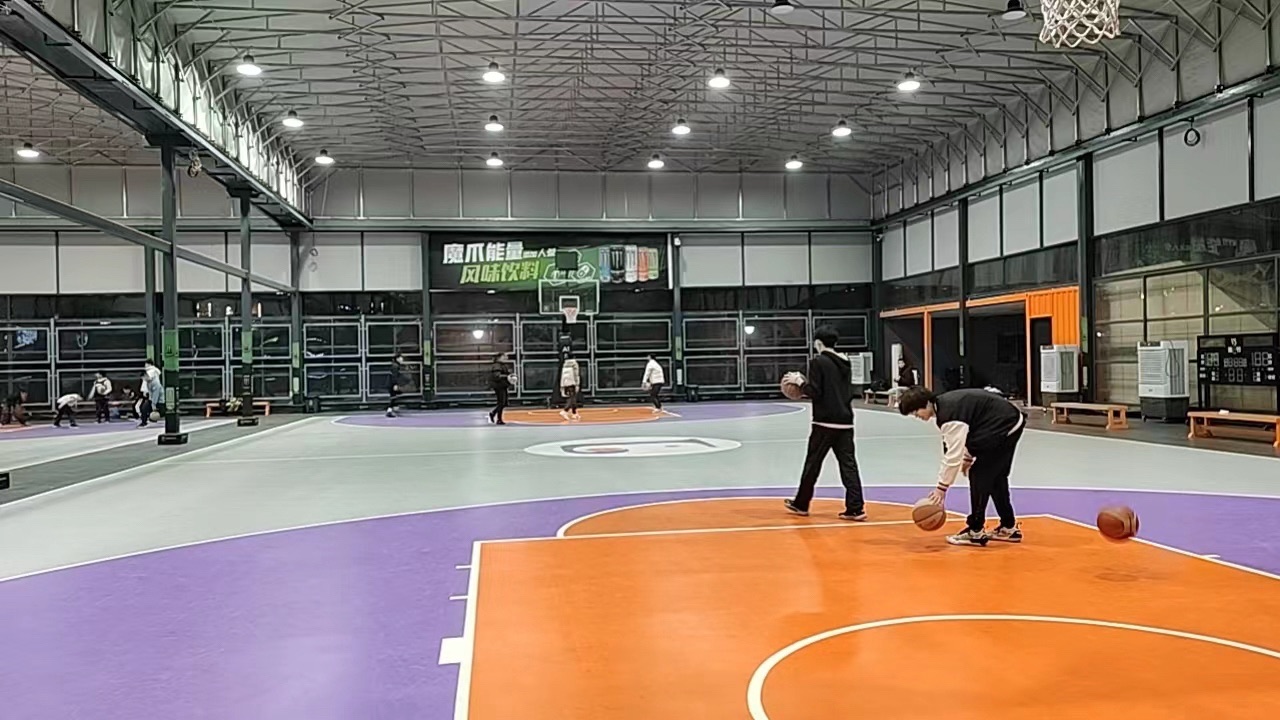 场地封面-铁桥广场运动中心