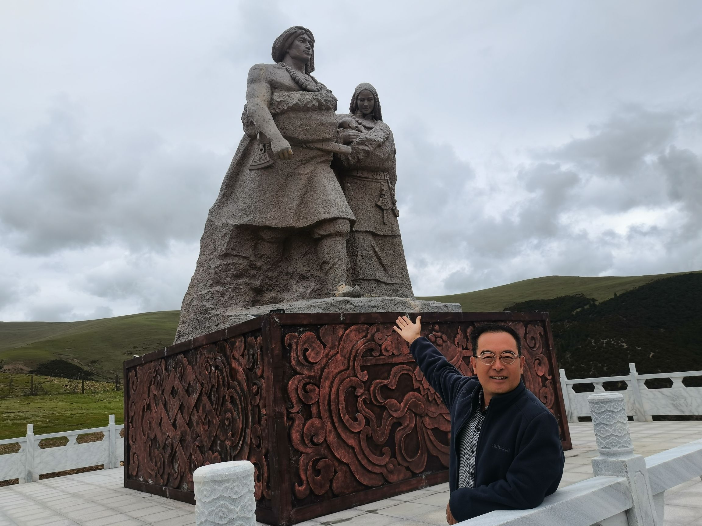 康巴汉子观景台旅行图片 2