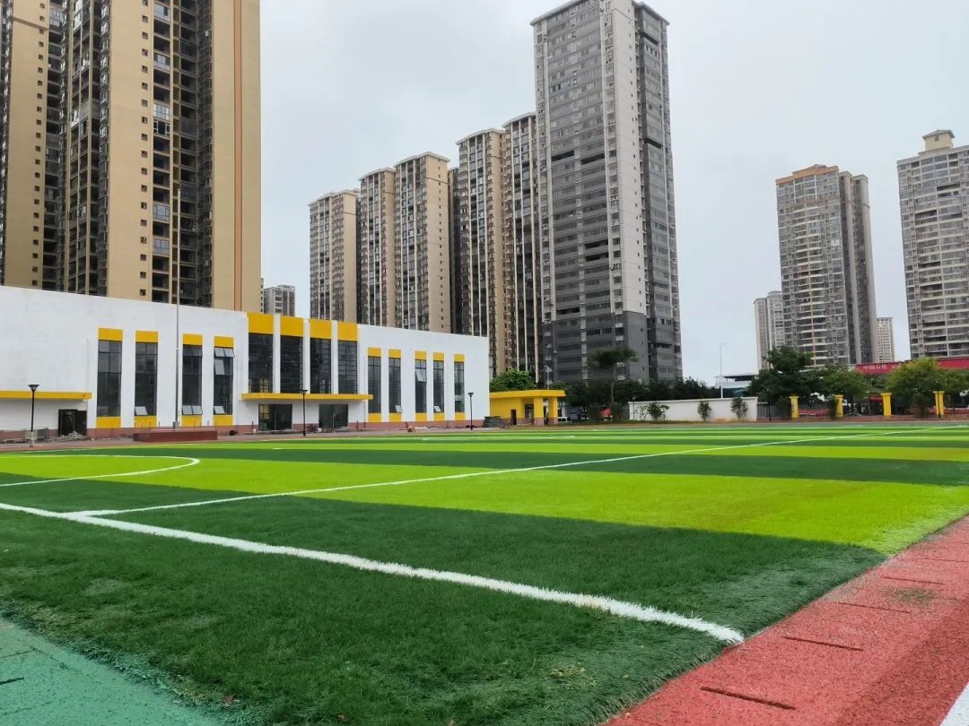 来宾市政和小学迎宾校区