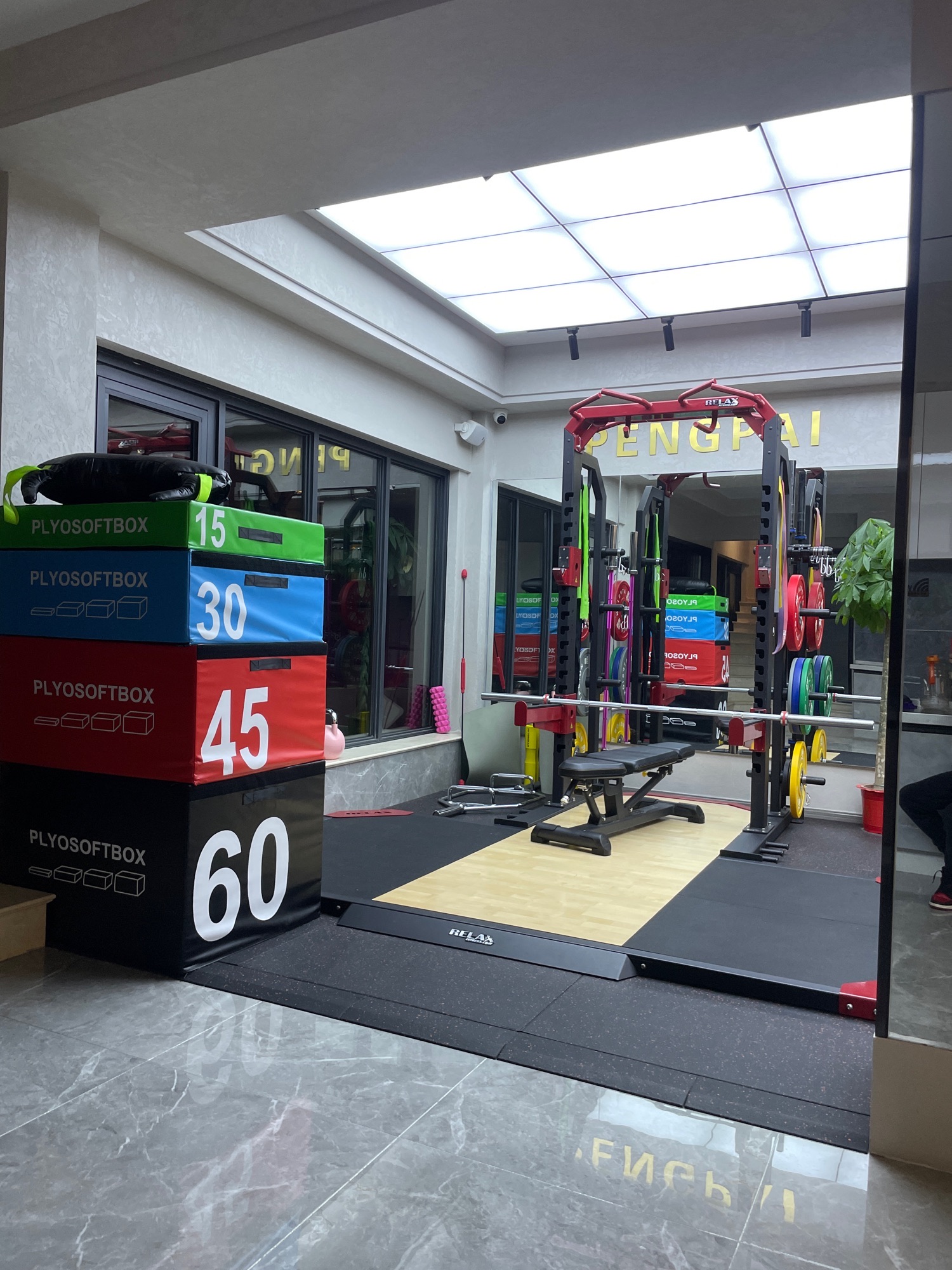 场地封面-澎湃健身(江夏天地店)