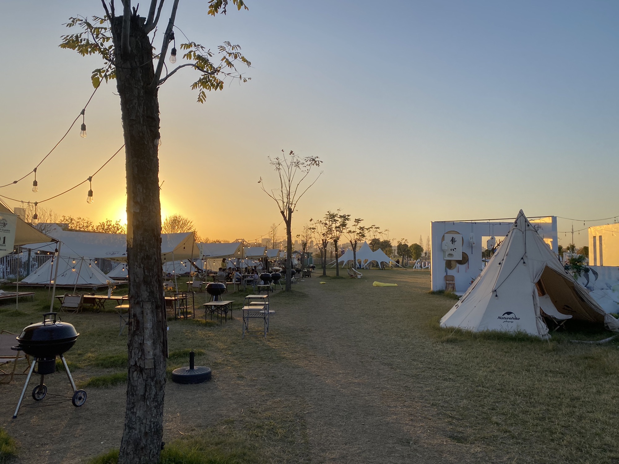 场地封面-在山野亚运村露营基地