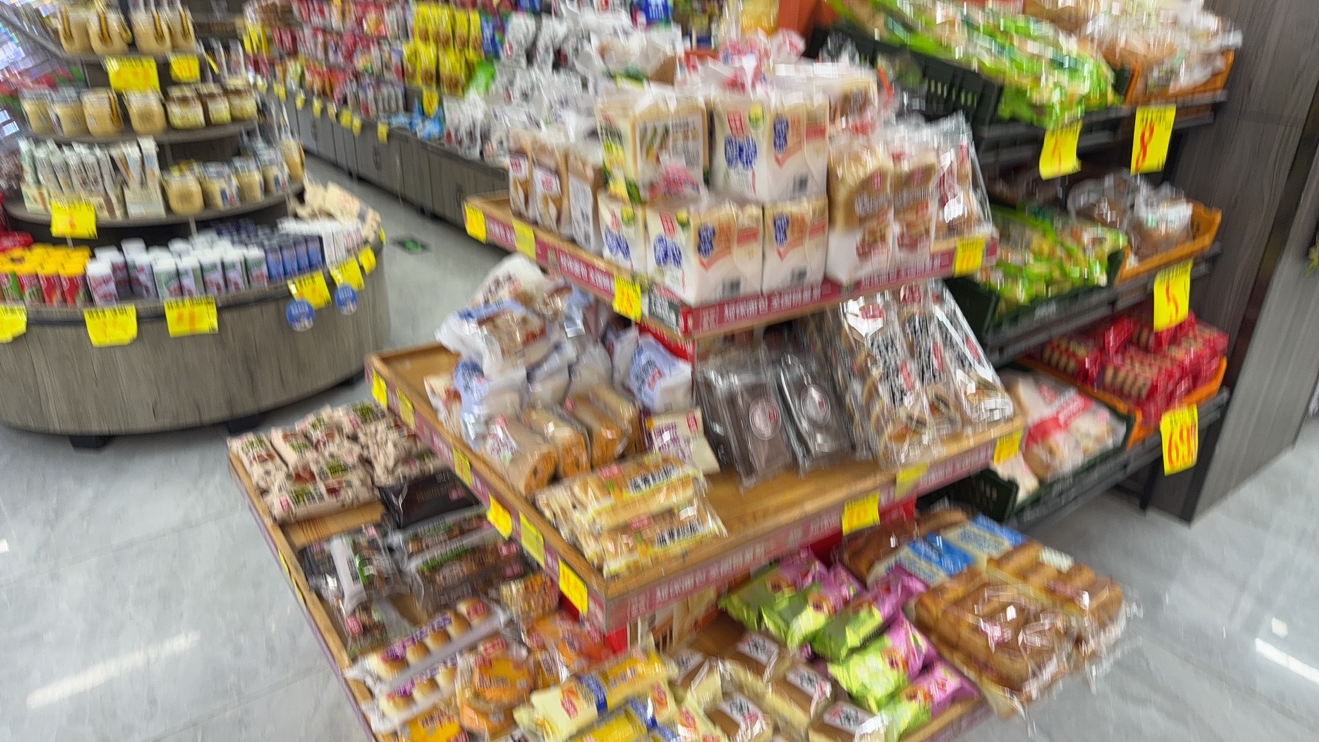 秦皇岛万徽折扣供应链仓