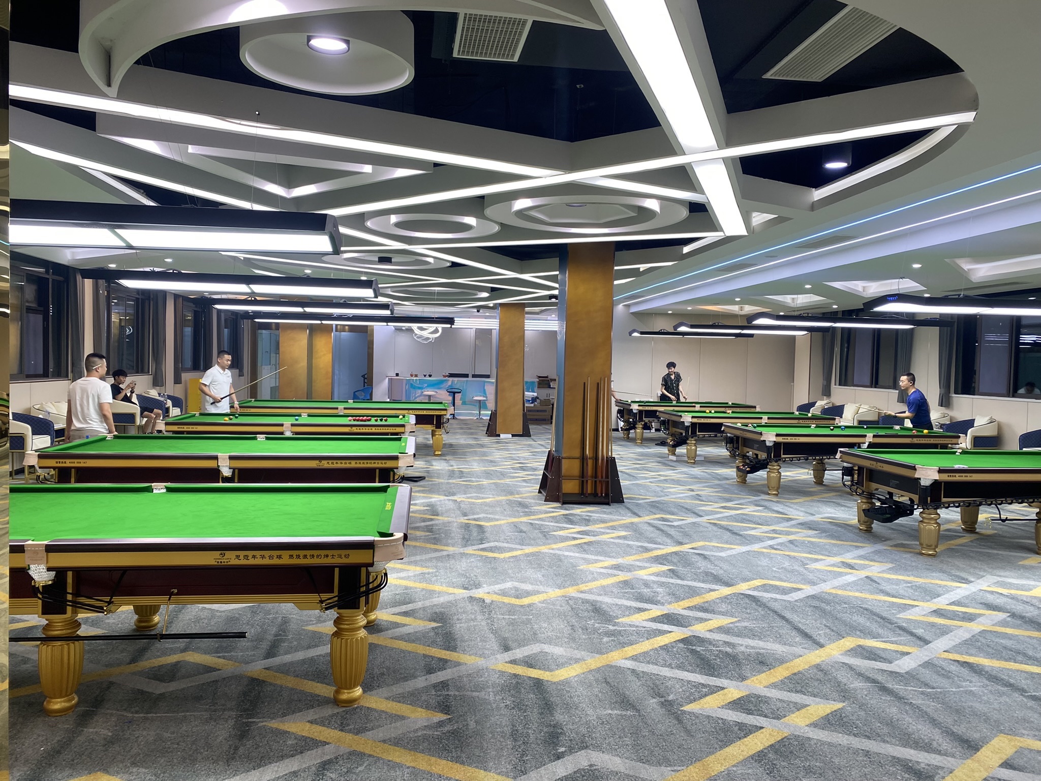 场地封面-金球汇台球俱乐部