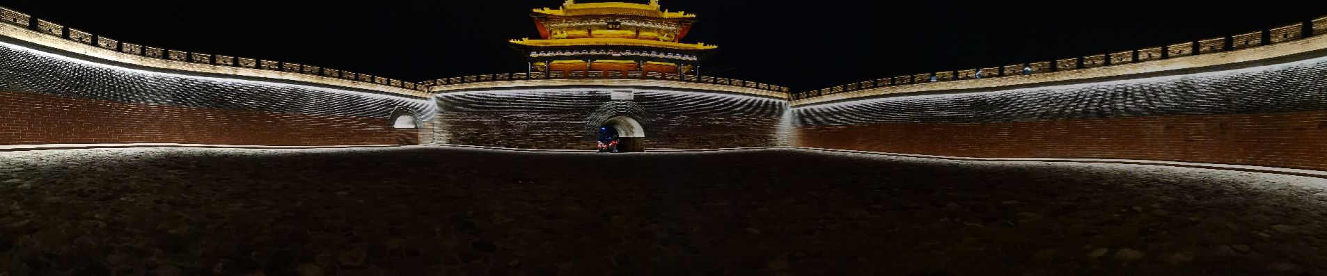 建平门广场旅行图片 3
