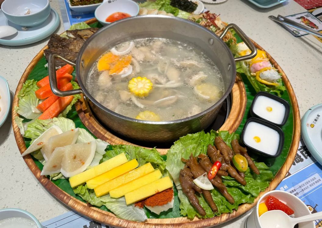 椰小鸡·椰子鸡(亚龙湾百花谷店)