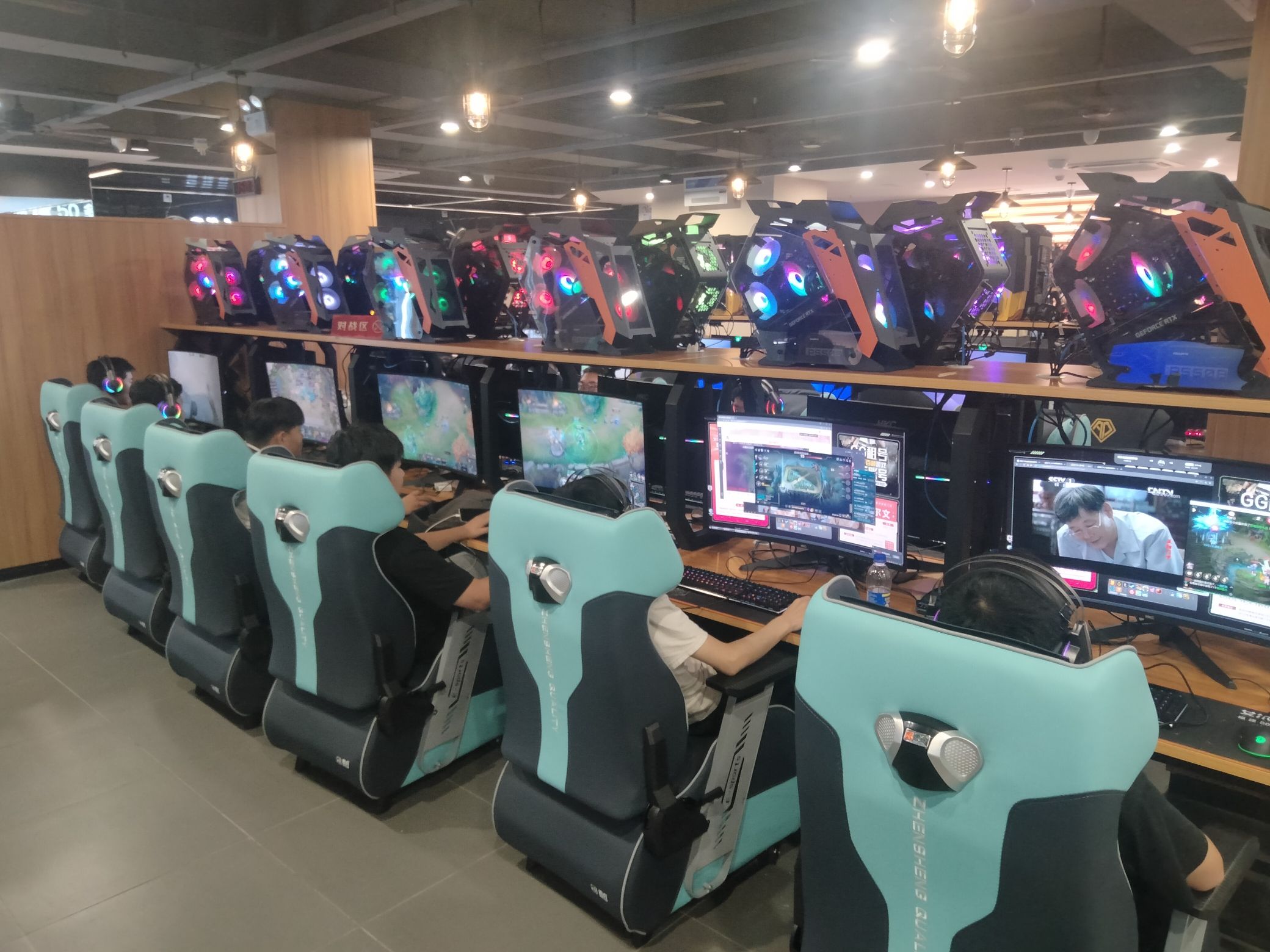 艾尔文网咖(新罗中山西路店)