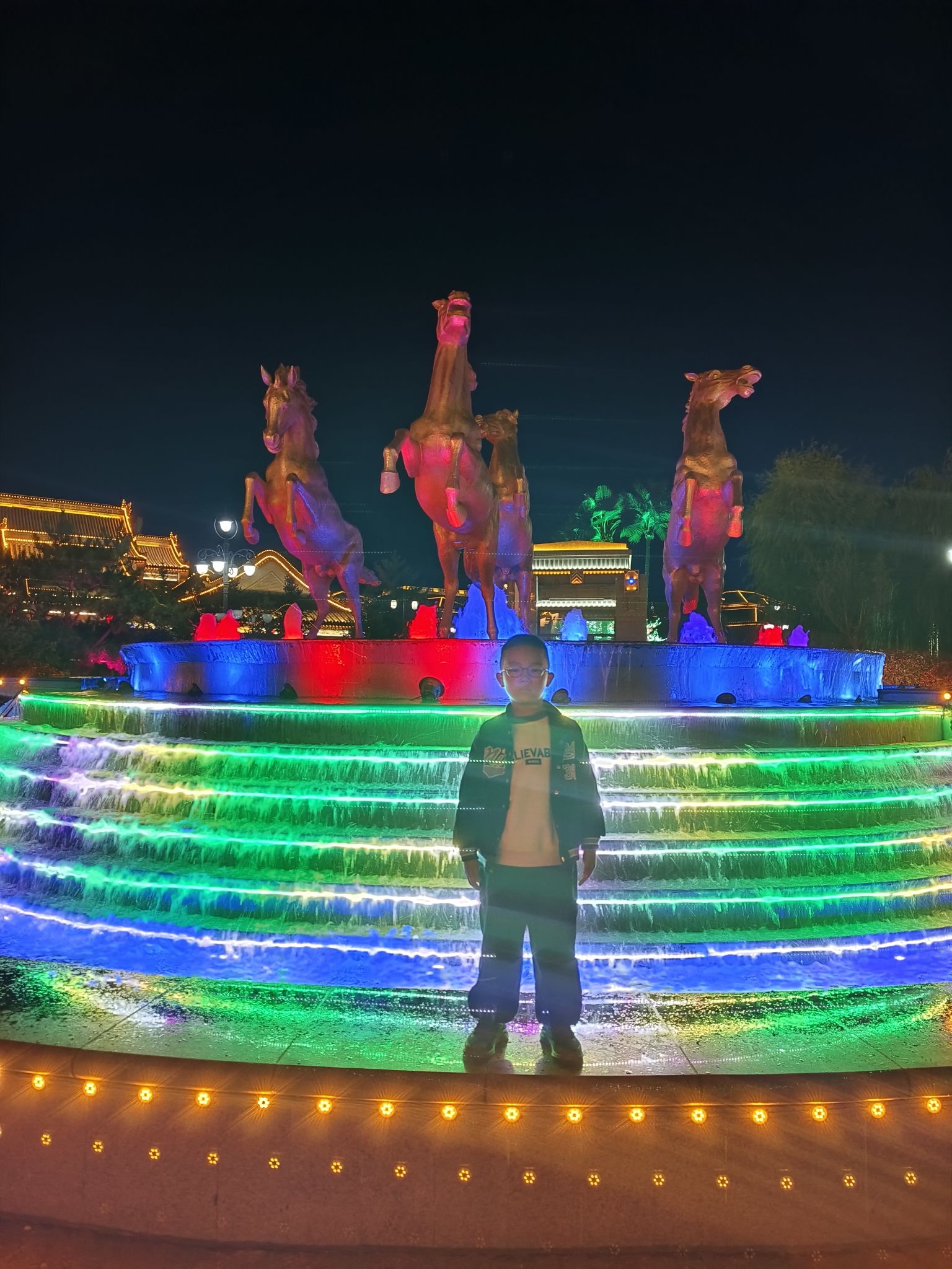 云端小镇露营地旅行图片 3