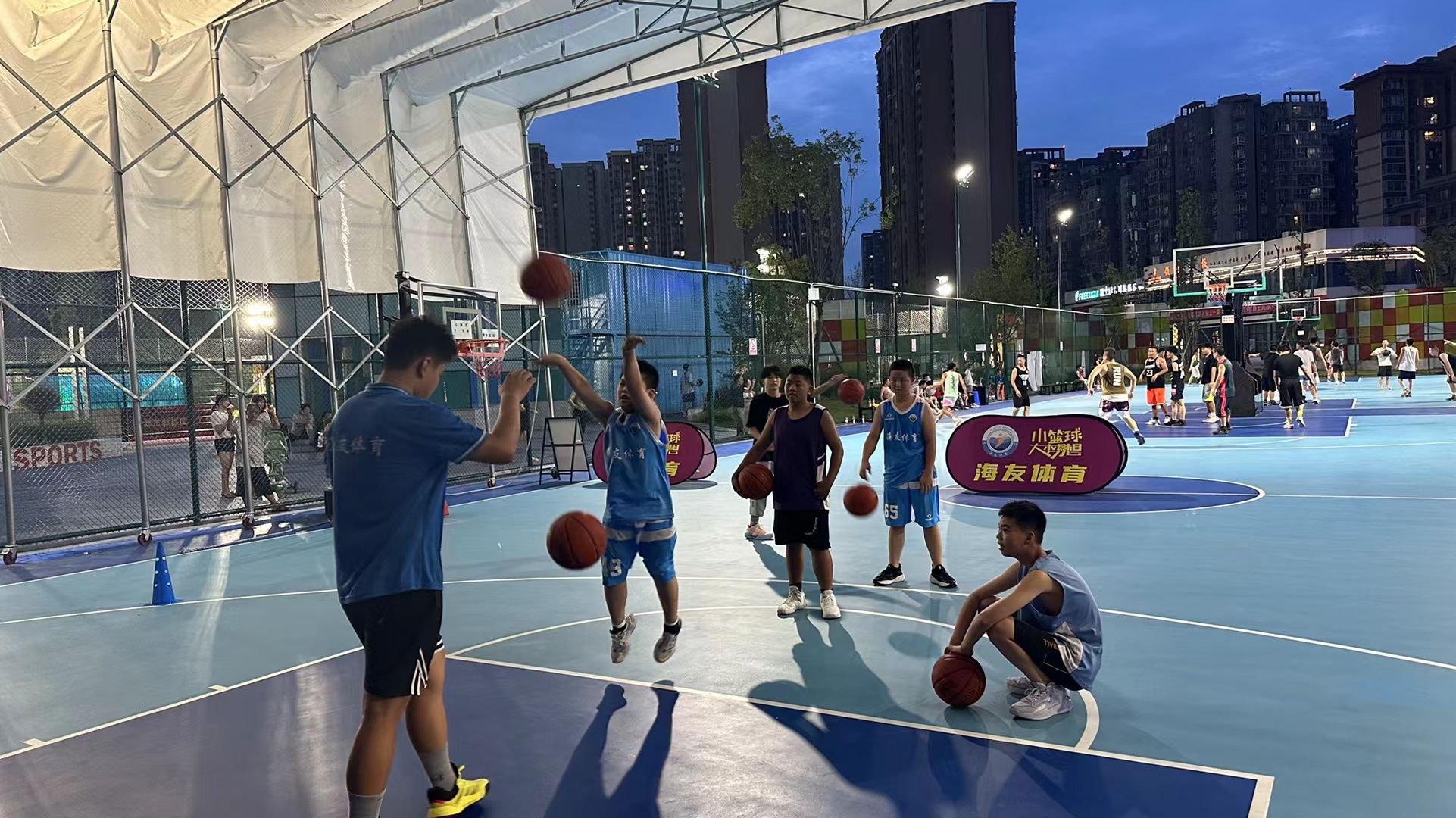 场地封面-海友体育篮球俱乐部(犀浦校区)