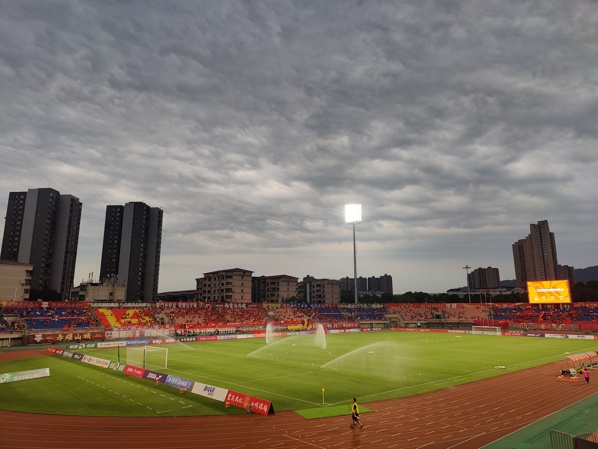 场地封面-重庆铜梁龙足球俱乐部