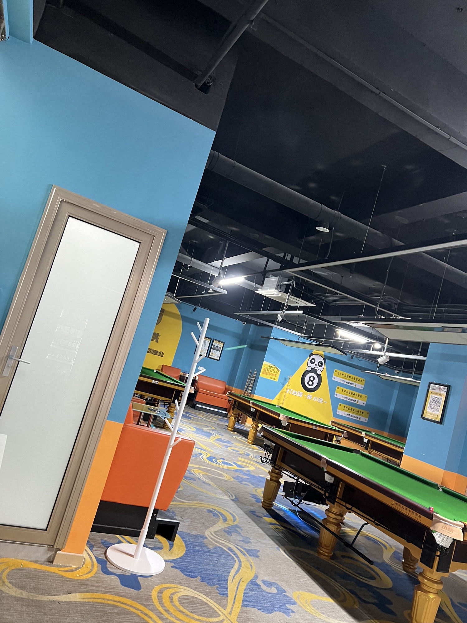 场地封面-小铁24h自助台球(西安大雁塔店)