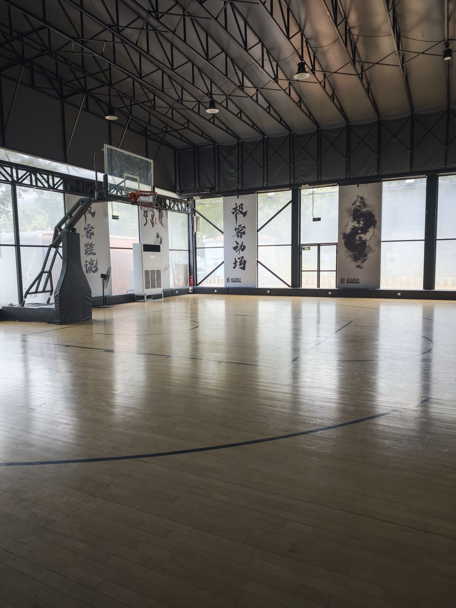 场地封面-翰登兄弟篮球公园聚乐店