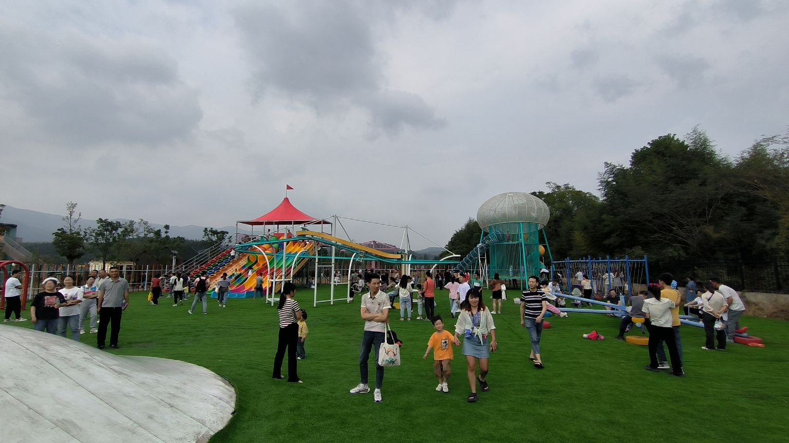 鑫龙湖欢乐世界旅行图片 2