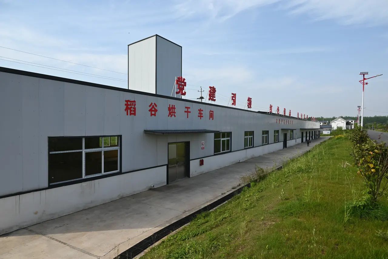 赤湖烈士纪念塔旅行图片 3