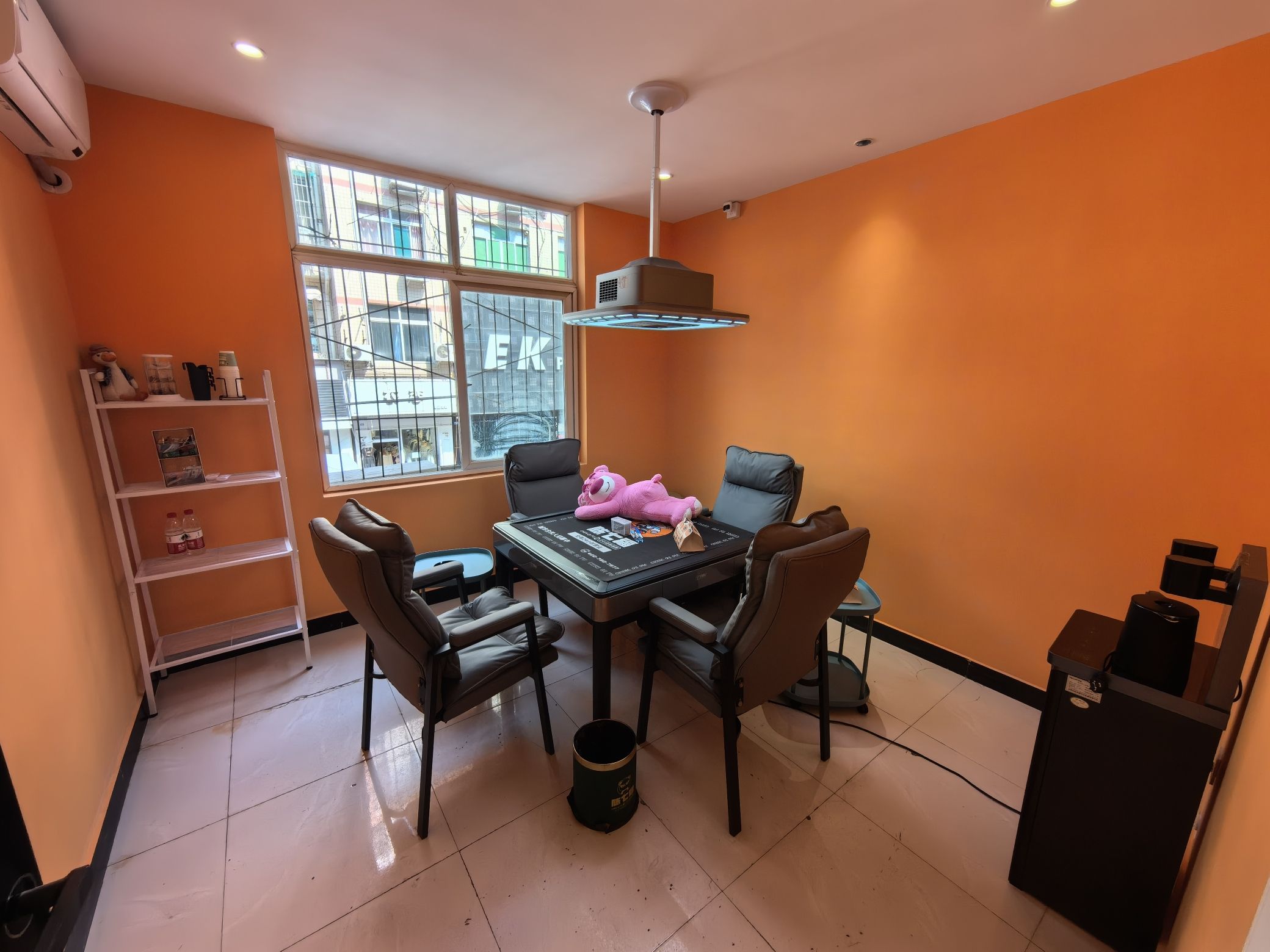 场地封面-陈七福无人自助棋牌室(西华大学2店)