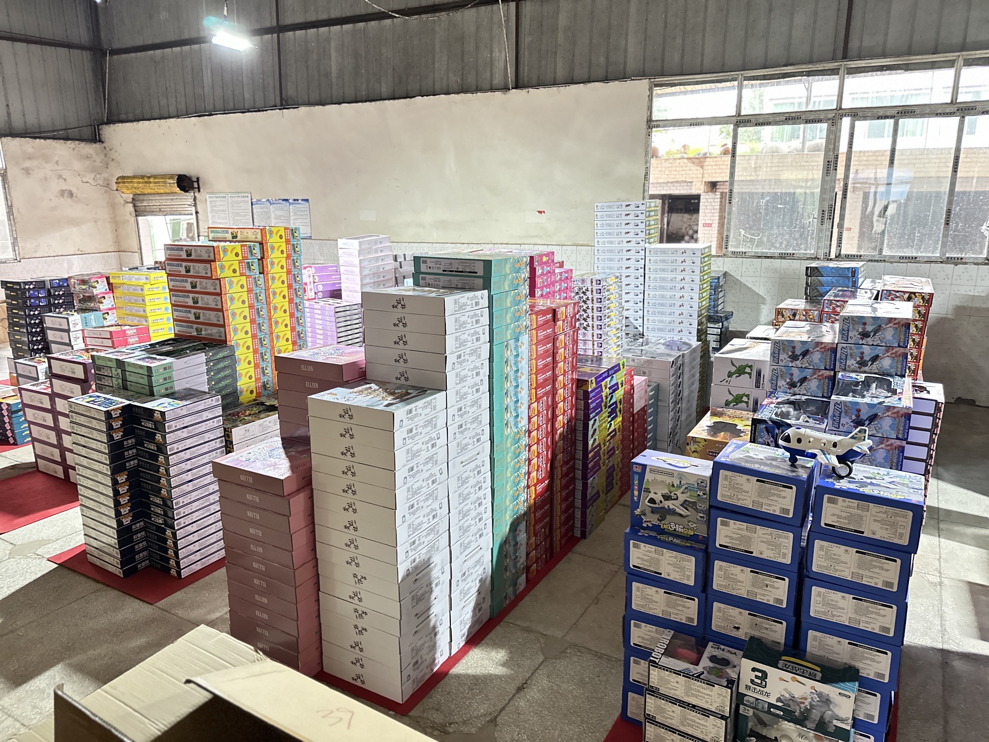 广安玩玩玩具批发中心