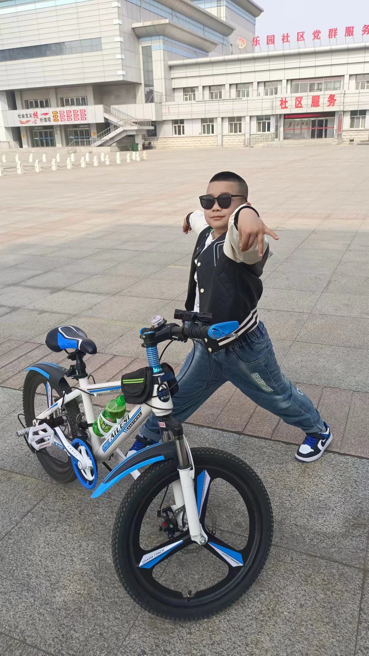 林源镇广场旅行图片 3
