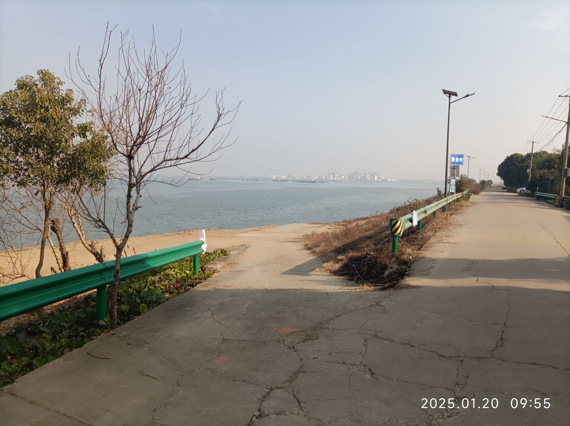 江豚观景台旅行图片 1