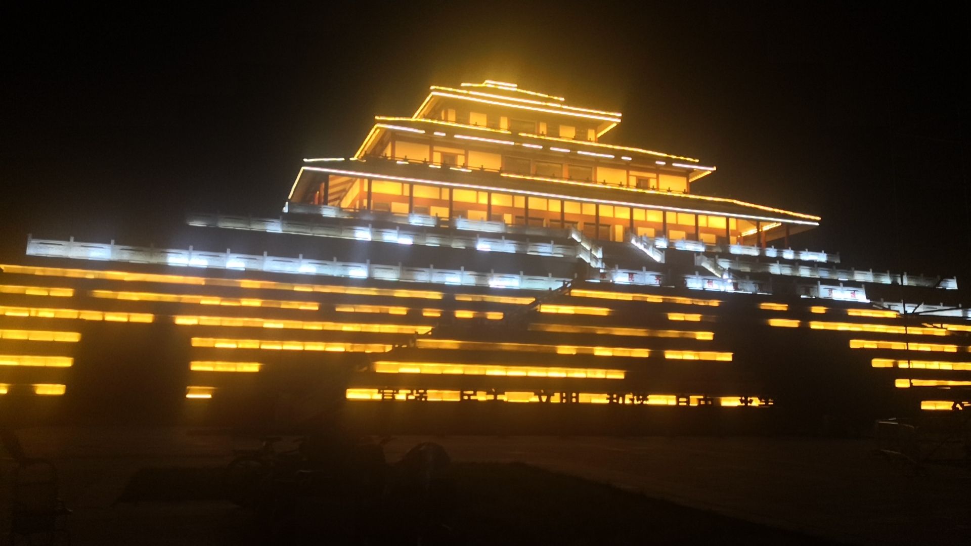 鹿台阁北广场旅行图片 1