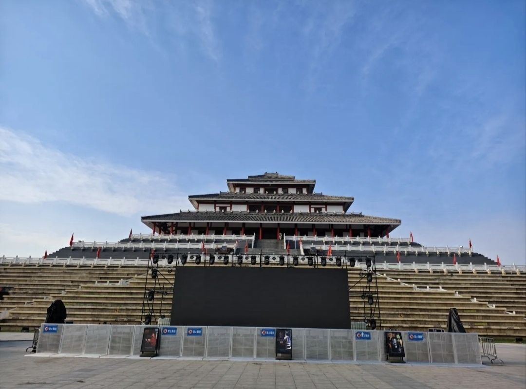 鹿台阁北广场旅行图片 1