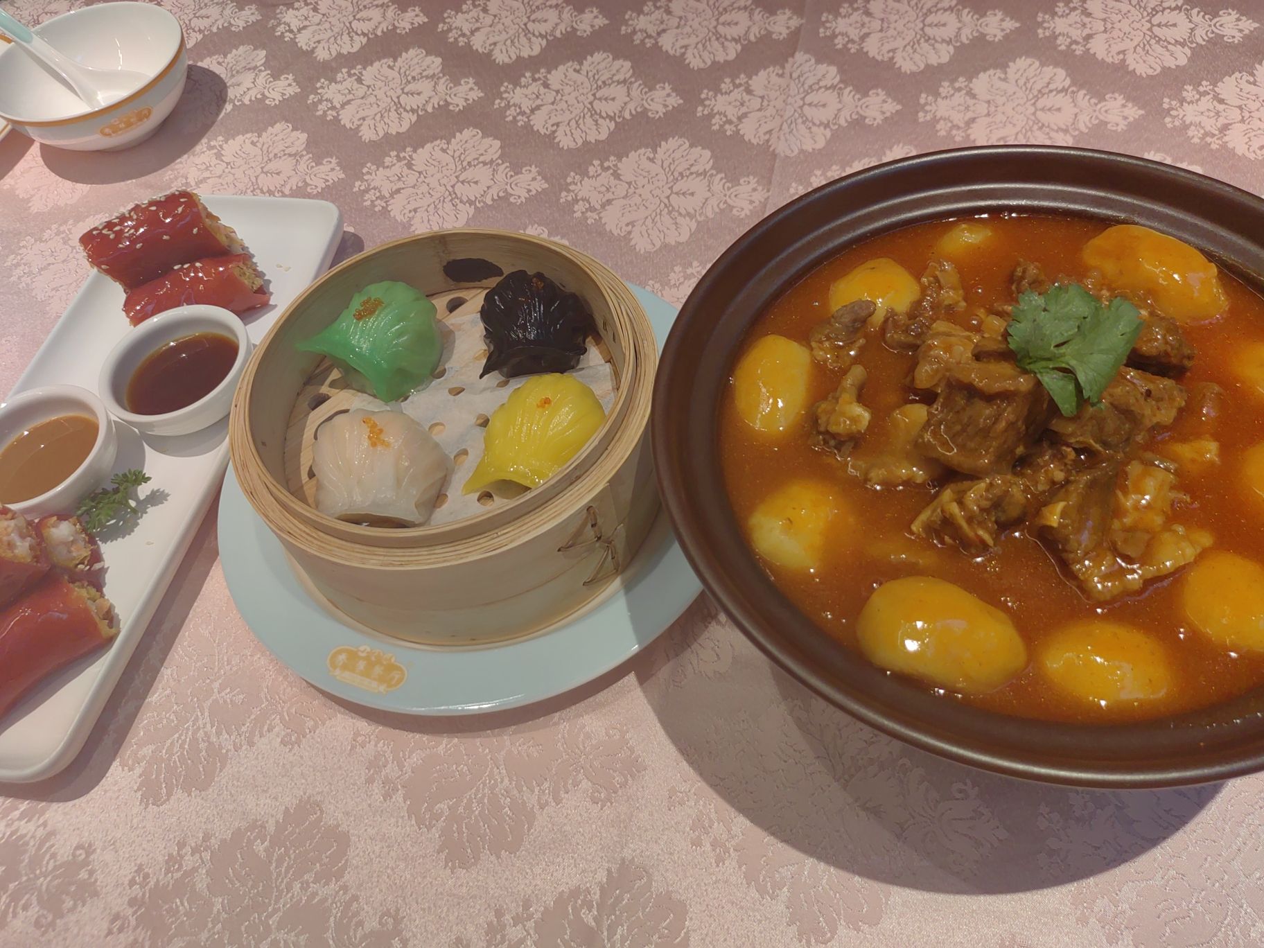 小梅鸽香港餐厅(红山荟店)